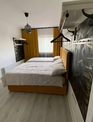 Stunning Modern 2bed Near City& Airport